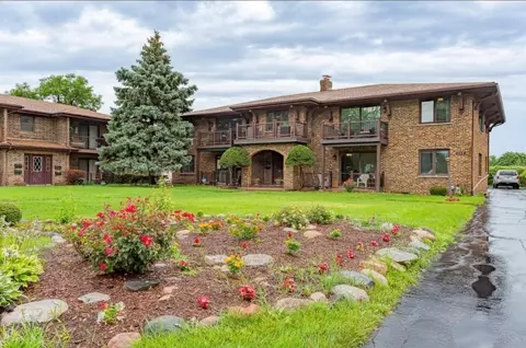 209 E Irving Park Rd #1N, Itasca, IL 60143