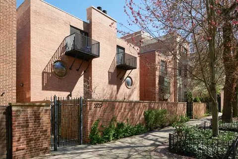 2223 N Orchard St #B, Chicago, IL 60614