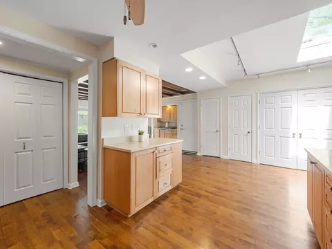 Entry Way - 640 Hunter Rd, Glenview, IL 60025 photo 2 of 3
