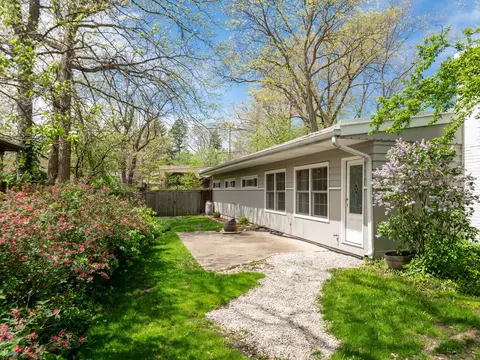 Exterior - 640 Hunter Rd, Glenview, IL 60025 photo 7 of 9