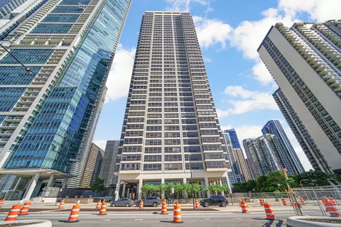 360 E Randolph St #2601, Chicago, IL 60601