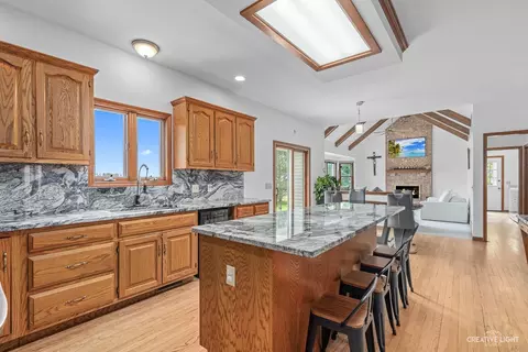 Kitchen - 980 Eldamain Rd, Plano, IL 60545 photo 3 of 3