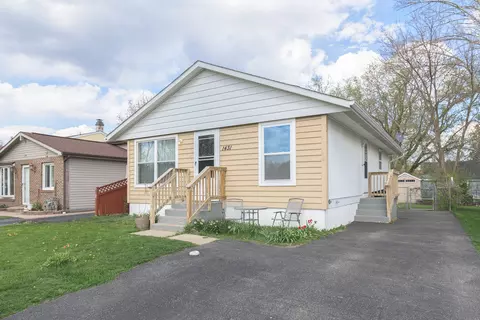 1431 Elm Ave, Round Lake Beach, IL 60073