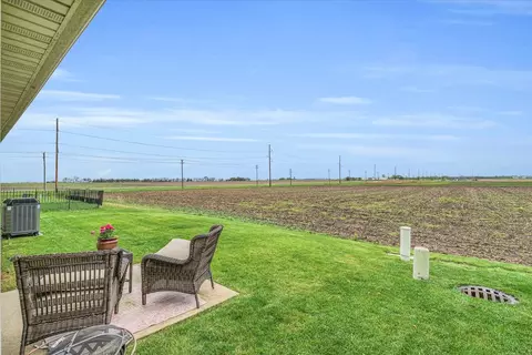 Exterior - 3406 Sharp Dr, Champaign, IL 61822 photo 7 of 7