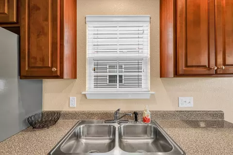 Kitchen - 3406 Sharp Dr, Champaign, IL 61822 photo 4 of 5