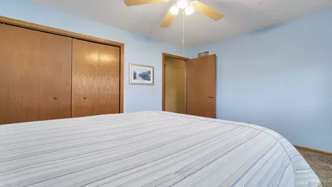 Bedroom - 4208 Waltham Rd, Roscoe, IL 61073 photo 5 of 5