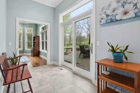1498 Forest Dr, Glenview, IL 60025 photo 9