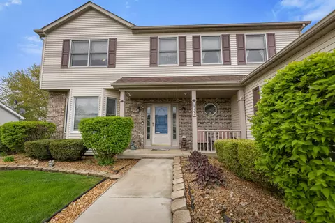 1919 Meyers St, Belvidere, IL 61008