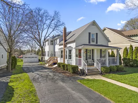 475 Anthony St, Glen Ellyn, IL 60137