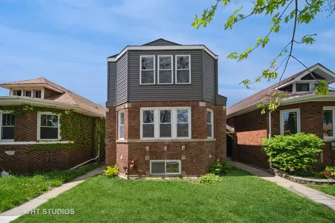 8216 S Perry Ave, Chicago, IL 60620