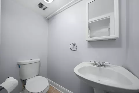 6529 S Artesian Ave, Chicago, IL 60629 photo 21