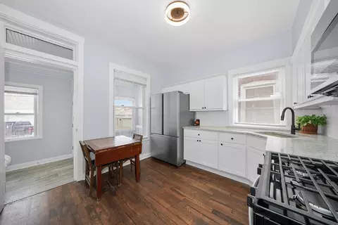 6529 S Artesian Ave, Chicago, IL 60629 photo 8