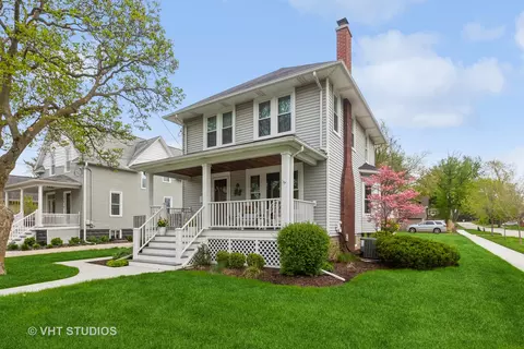 Exterior - 516 E Illinois St, Wheaton, IL 60187 photo 4 of 5