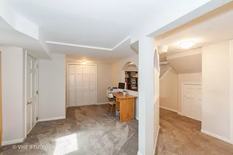 Entry Way - 516 E Illinois St, Wheaton, IL 60187 photo 3 of 3