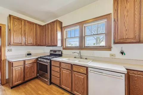 9400 Washington Ave, Brookfield, IL 60513 photo 6