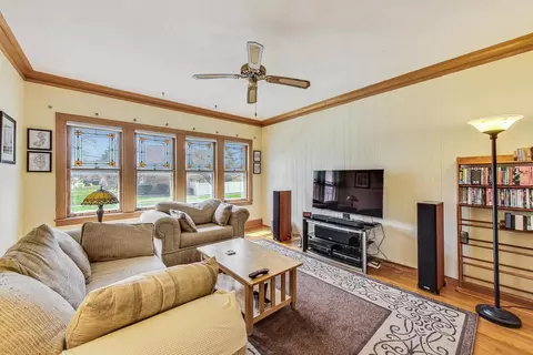 9400 Washington Ave, Brookfield, IL 60513 photo 3