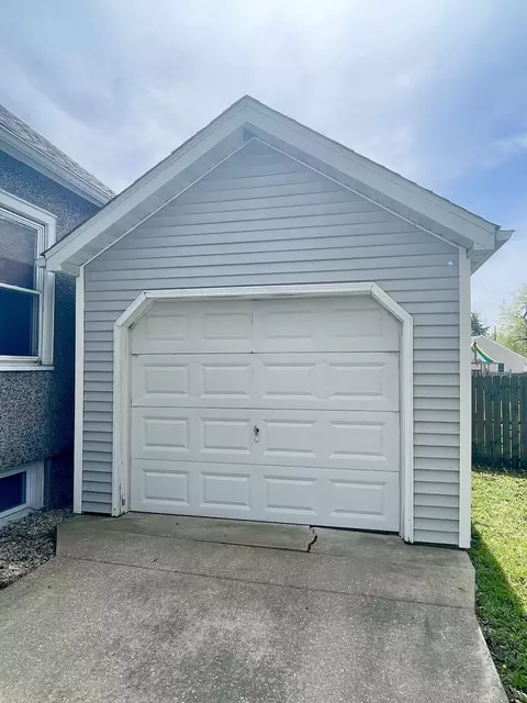 Exterior - 1614 7th St, Peru, IL 61354 photo 7 of 7