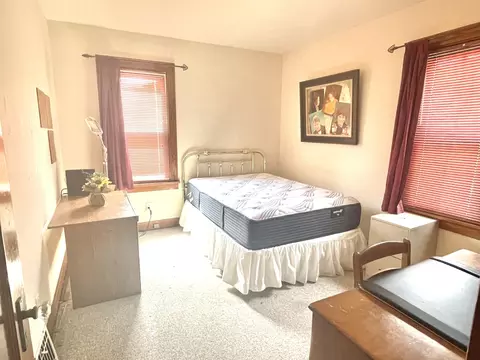 Bedroom - 1614 7th St, Peru, IL 61354 photo 1 of 4