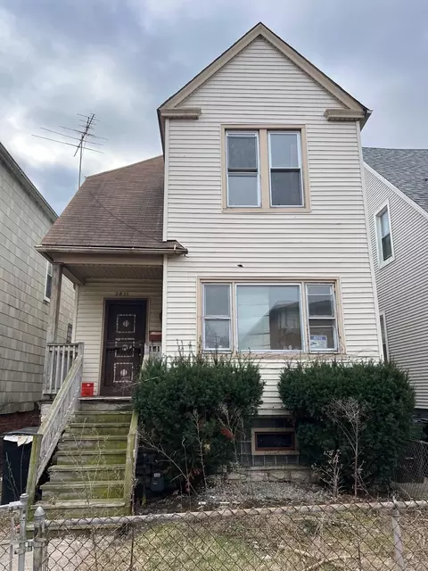 Exterior - 2831 E 76th Pl, Chicago, IL 60649 photo 2 of 4