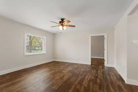 Living - 447 E Pine St, Paxton, IL 60957 photo 1 of 2
