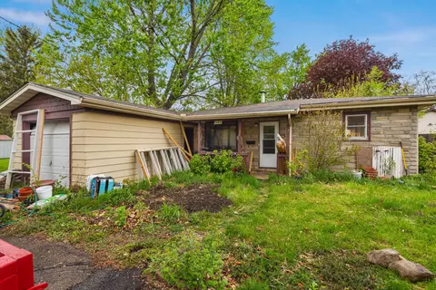 504 S Fair St, Champaign, IL 61821