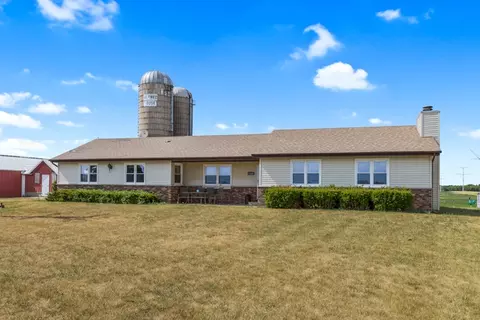 13610 Hemmingsen Rd, Huntley, IL 60142