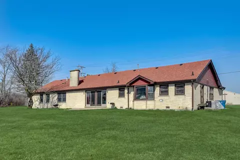 Exterior - 1088 E Steger Rd, Crete, IL 60417 photo 3 of 3