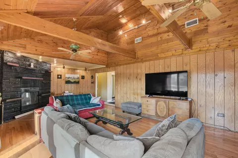 Living - 1088 E Steger Rd, Crete, IL 60417 photo 3 of 6