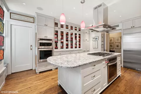20 E Cedar St #6E, Chicago, IL 60611 photo 7