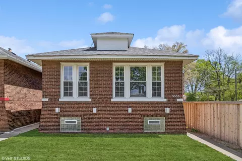 8253 S Avalon Ave, Chicago, IL 60619