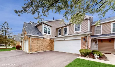 225 E Theodore Ln, Itasca, IL 60143