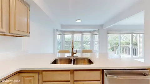 Kitchen - 225 E Theodore Ln, Itasca, IL 60143 photo 2 of 2
