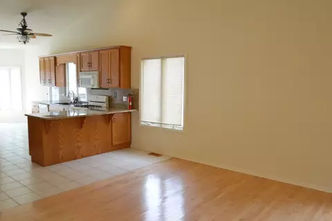 Living - 15963 Waterfront Cir, Plainfield, IL 60544 photo 4 of 4