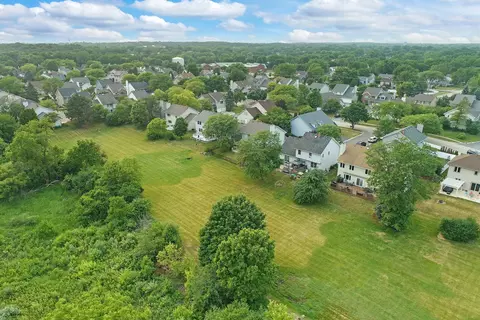 287 Windsor Dr, Bartlett, IL 60103 photo 36