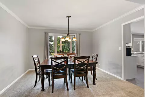 287 Windsor Dr, Bartlett, IL 60103 photo 8