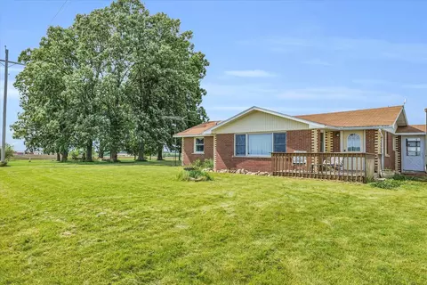 38294 E 1050 North Rd, Saybrook, IL 61770