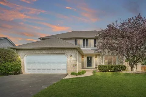 346 Highknob Rd, Bolingbrook, IL 60440