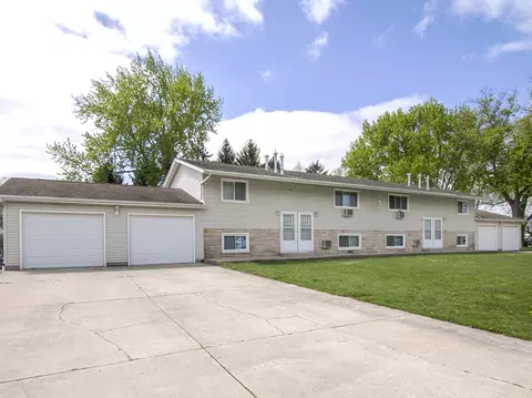 4966 W Doris Dr, Kankakee, IL 60901