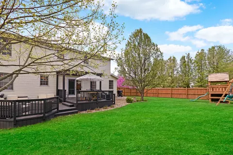 Exterior - 400 Plumage Ct, Normal, IL 61761 photo 13 of 17
