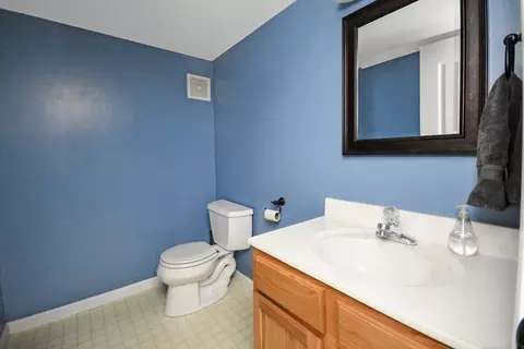 Bath - 400 Plumage Ct, Normal, IL 61761 photo 7 of 7