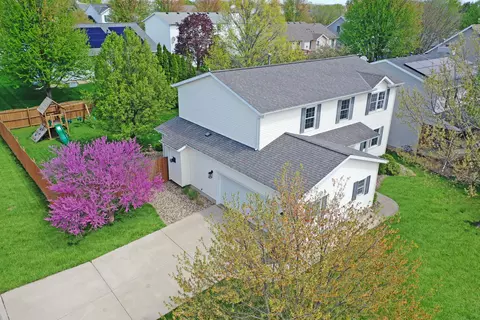 Exterior - 400 Plumage Ct, Normal, IL 61761 photo 3 of 17