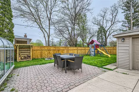 Exterior - 465 Northgate Ct, Riverside, IL 60546 photo 7 of 8