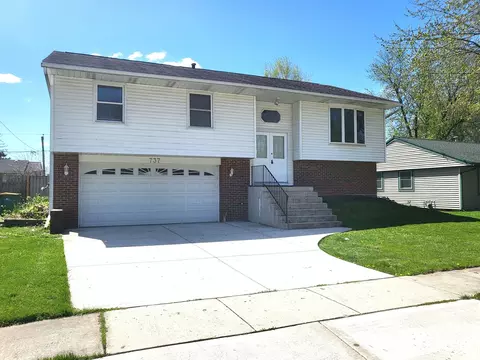 737 Yates Ave, Romeoville, IL 60446