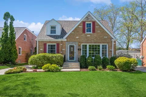 13 W Talcott Rd, Park Ridge, IL 60068