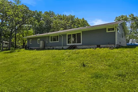 204 Hickory Dr, Roberts, IL 60962 photo 24