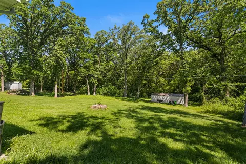 204 Hickory Dr, Roberts, IL 60962 photo 26