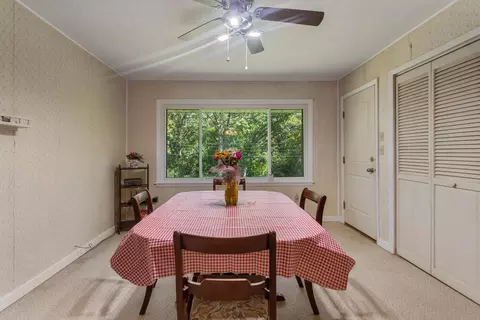 204 Hickory Dr, Roberts, IL 60962 photo 13