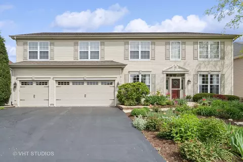 776 Lindsey Ln, Bolingbrook, IL 60440