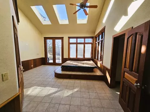 102 E Farnham Ln, Wheaton, IL 60189 photo 17