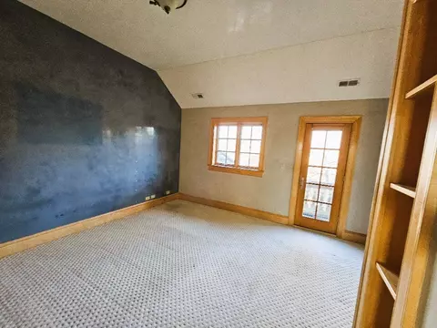 102 E Farnham Ln, Wheaton, IL 60189 photo 32